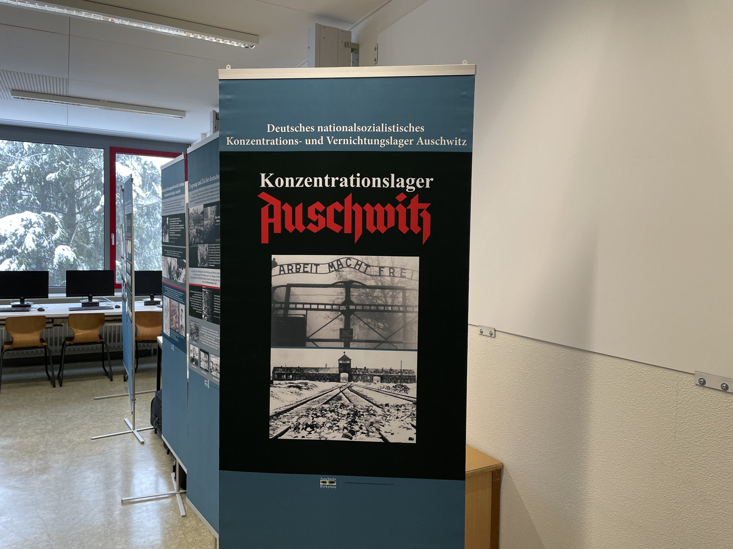 Read more about the article Auschwitz-Ausstellung